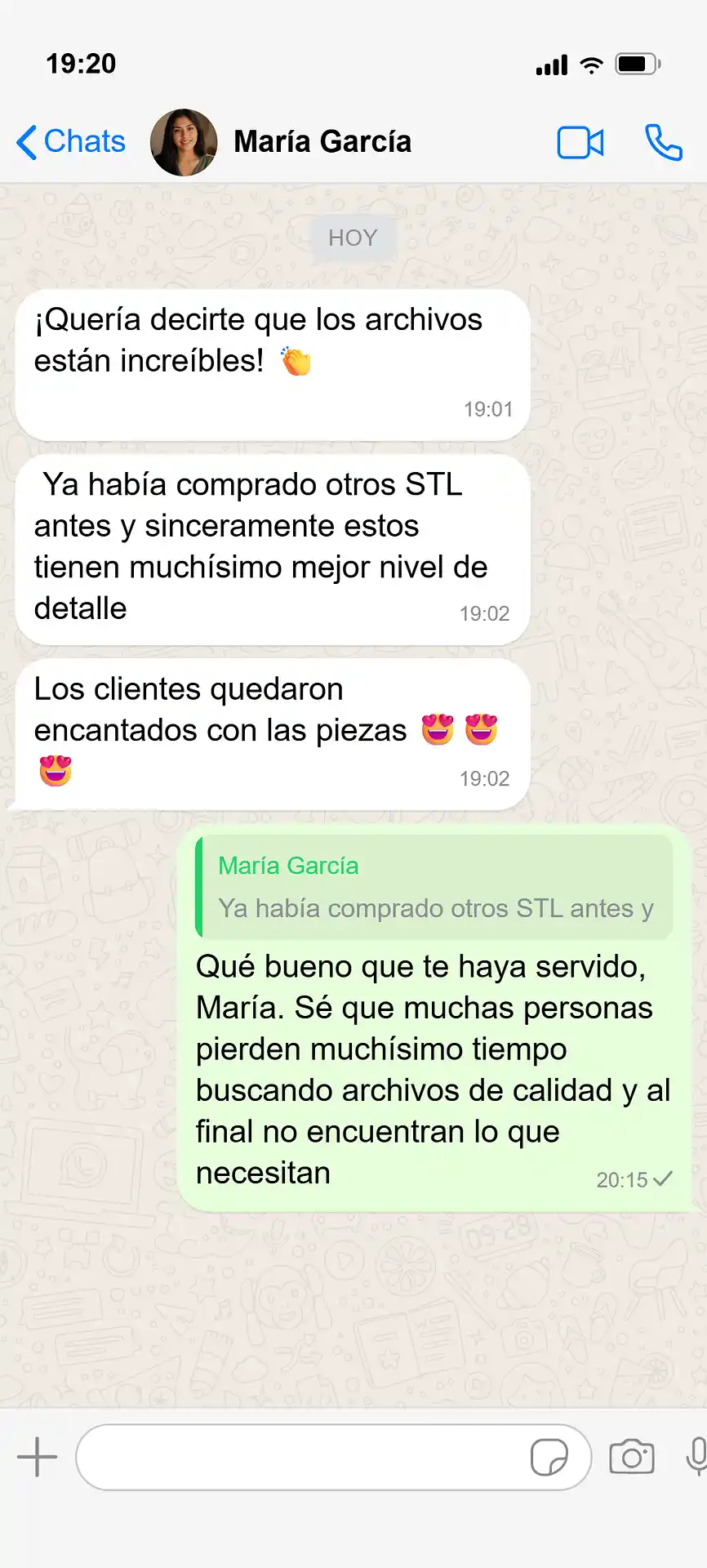 Testimonio de cliente María García sobre el Mega Pack Católico